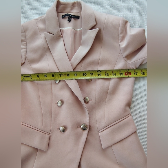 White House Black Market Blush Double-Breasted Blazer Size 4 - Picture 3 of 7